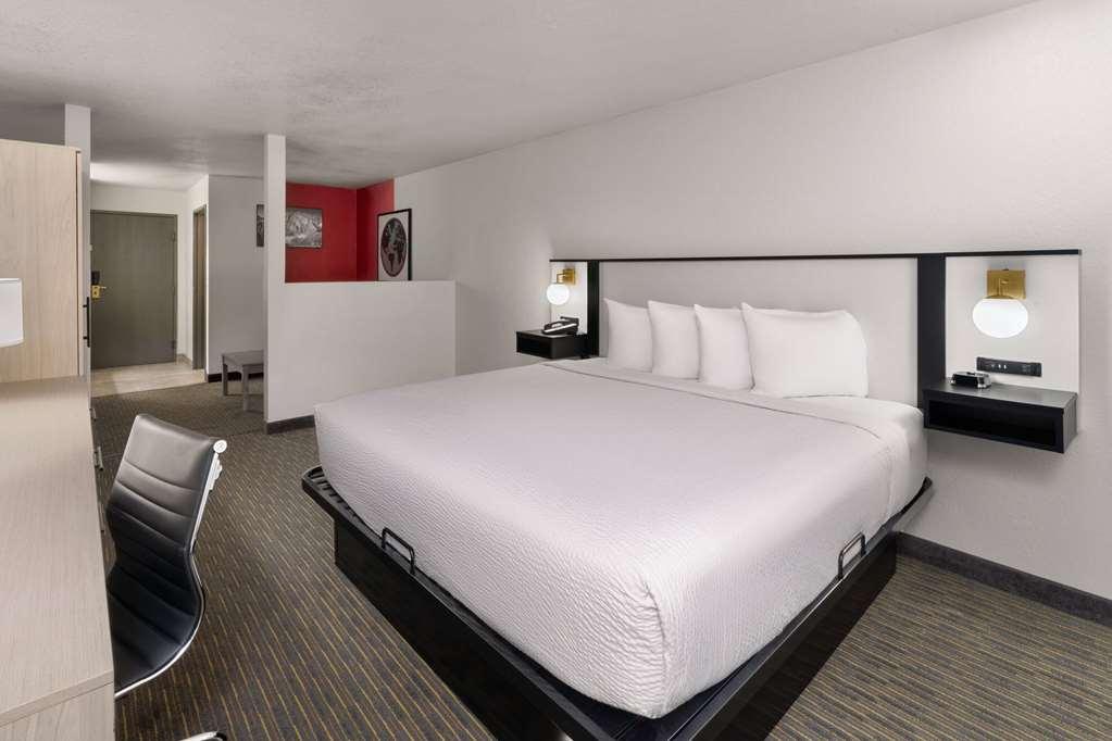 Sylo Hotel Denver Airport, A Ramada By Wyndham オーロラ 部屋 写真