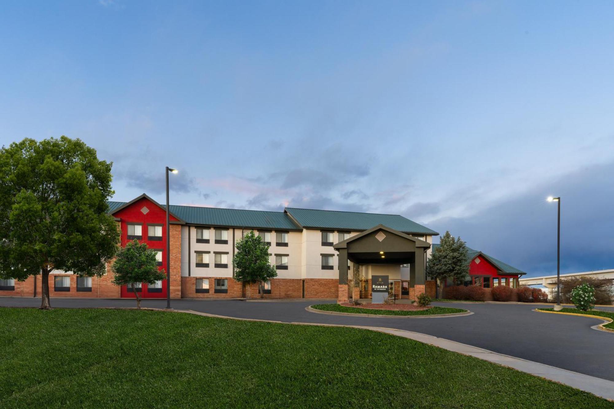 Sylo Hotel Denver Airport, A Ramada By Wyndham オーロラ エクステリア 写真