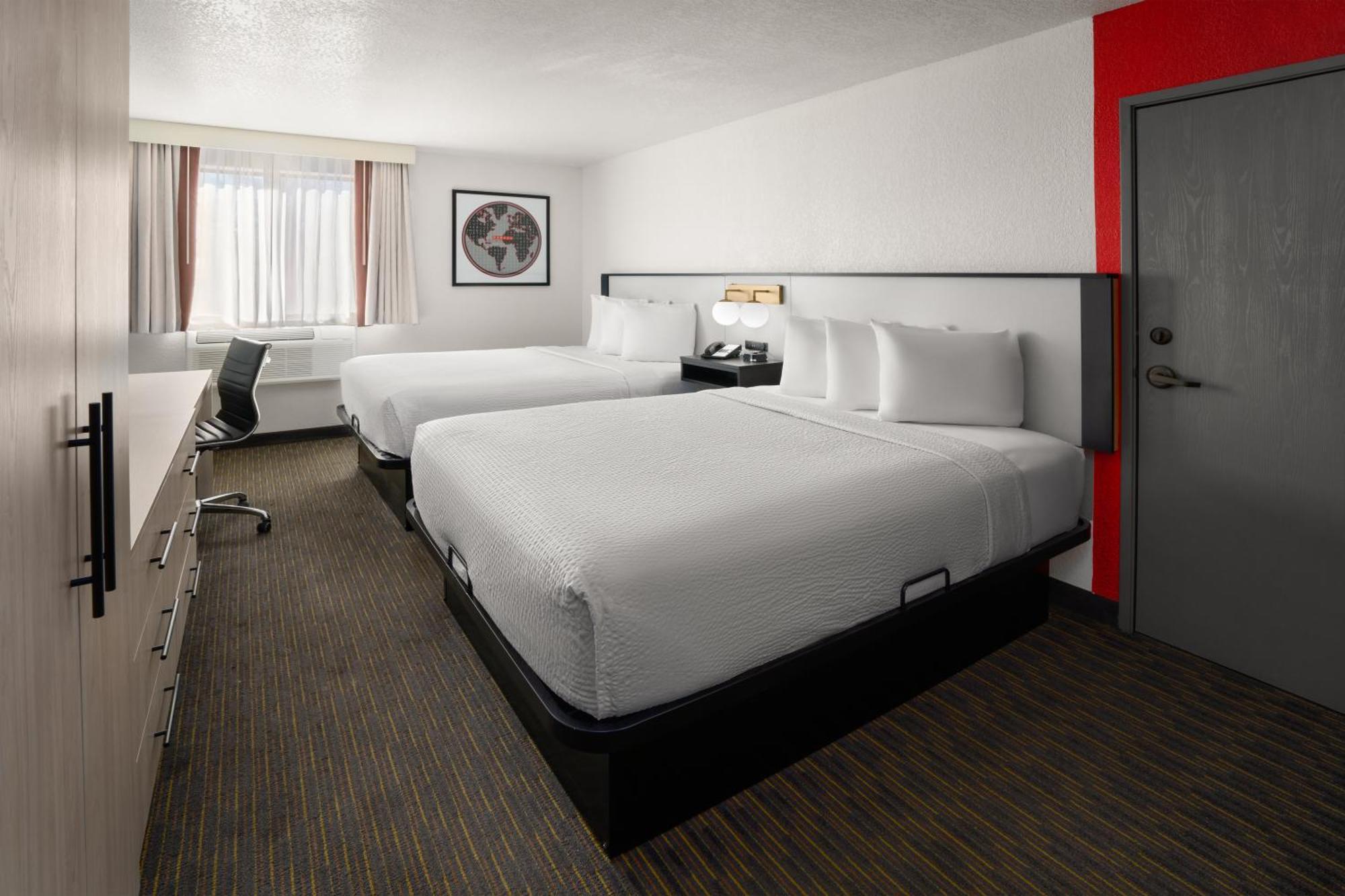 Sylo Hotel Denver Airport, A Ramada By Wyndham オーロラ エクステリア 写真