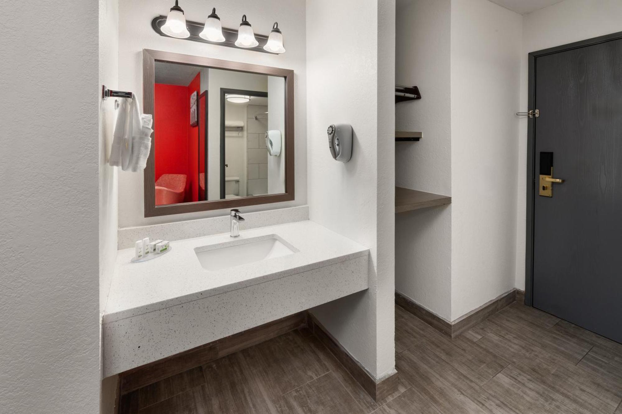 Sylo Hotel Denver Airport, A Ramada By Wyndham オーロラ エクステリア 写真