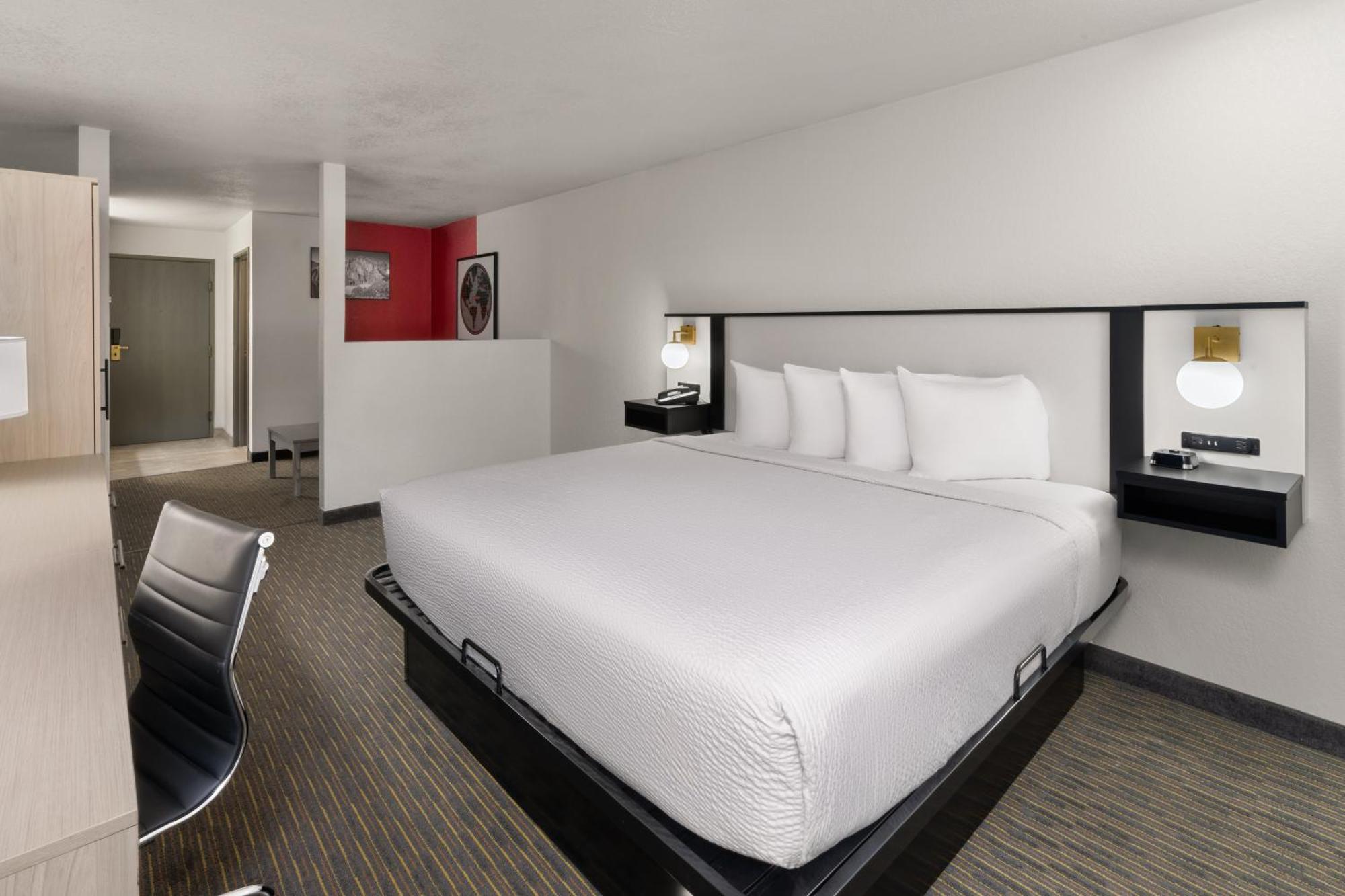 Sylo Hotel Denver Airport, A Ramada By Wyndham オーロラ エクステリア 写真