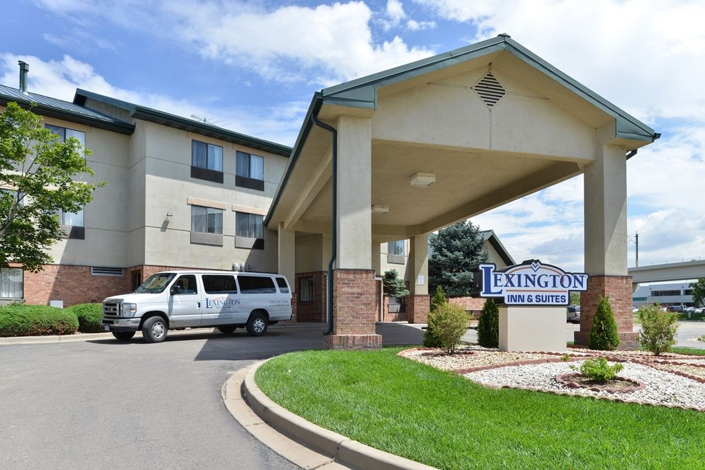 Sylo Hotel Denver Airport, A Ramada By Wyndham オーロラ エクステリア 写真