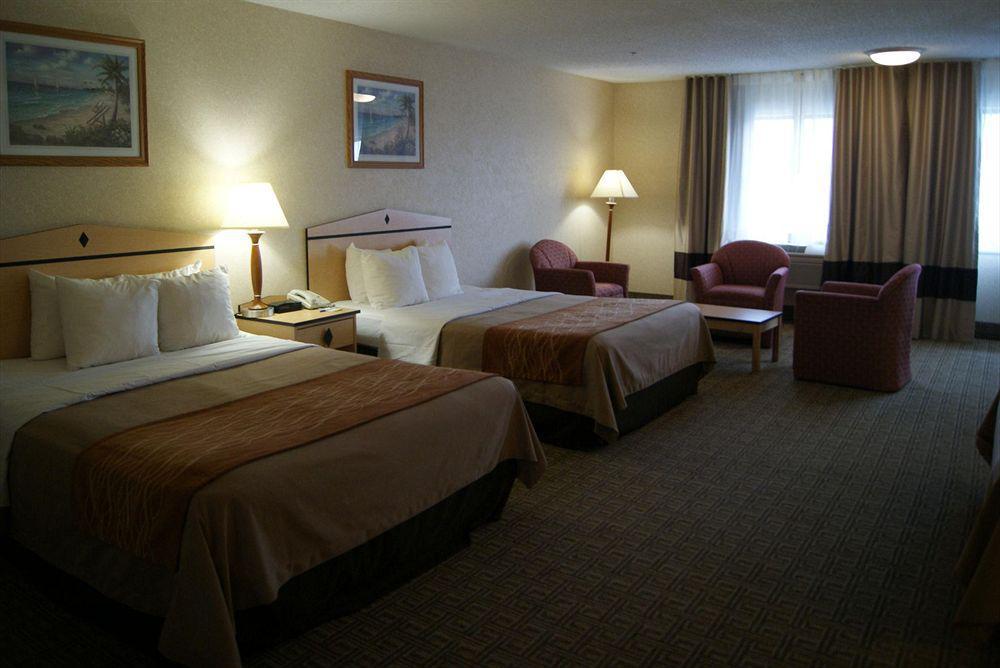 Sylo Hotel Denver Airport, A Ramada By Wyndham オーロラ エクステリア 写真